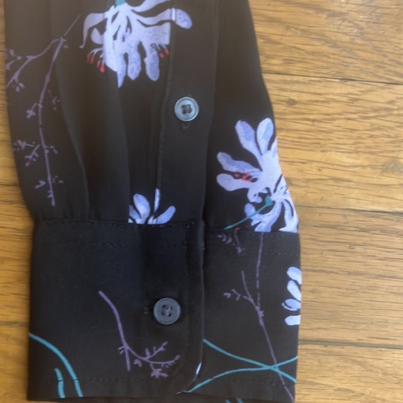 BR blouse beautiful flower print - Picture 4 of 4